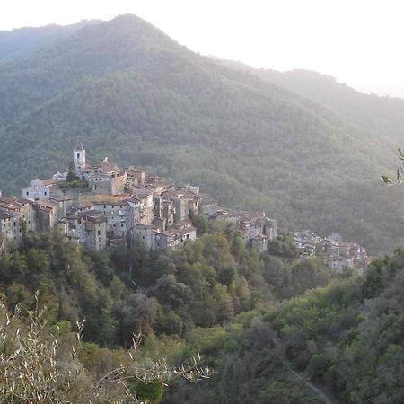 Nostro Rifugio Villa อาปริกาเล ภายนอก รูปภาพ