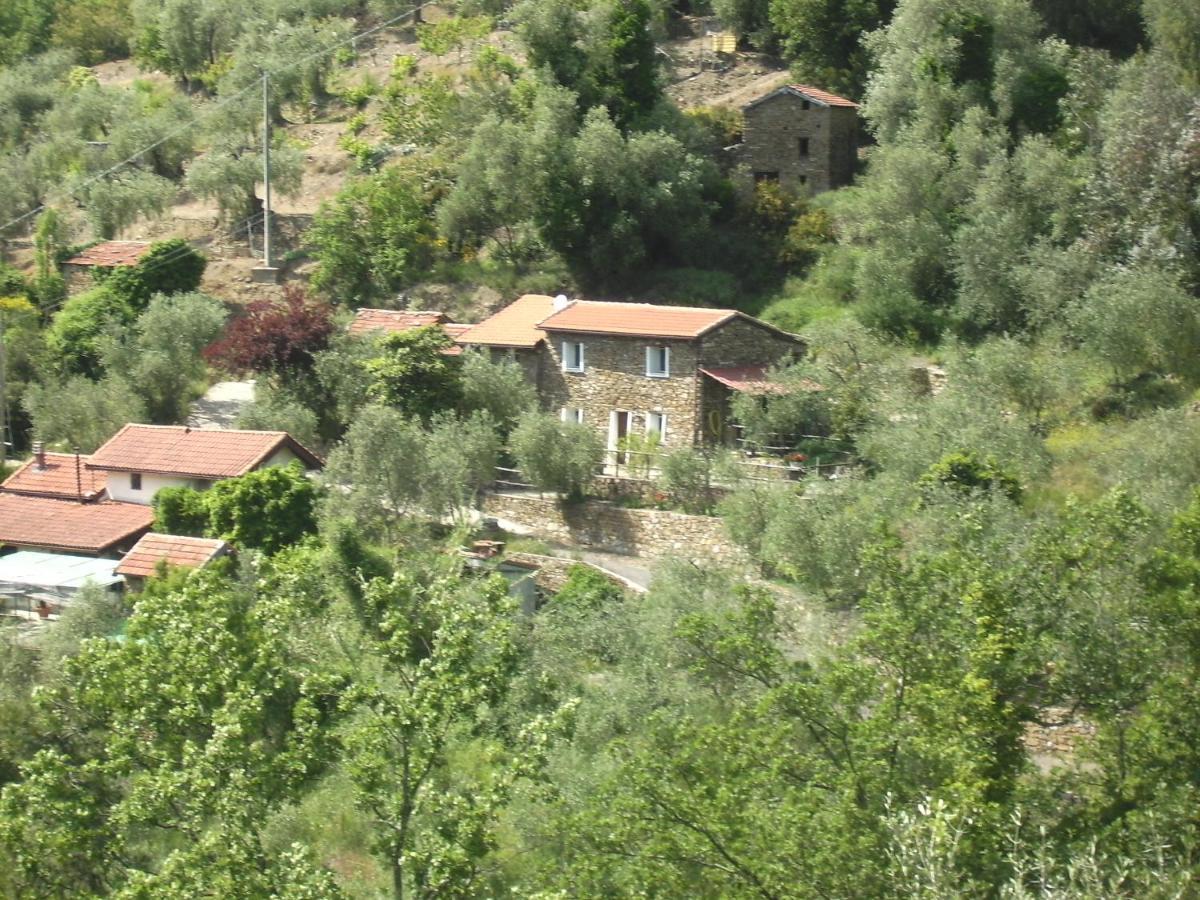 Nostro Rifugio Villa อาปริกาเล ภายนอก รูปภาพ