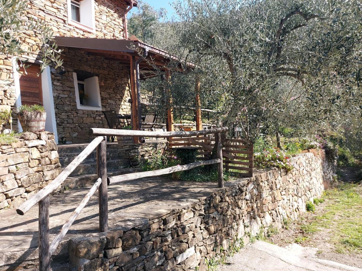 Nostro Rifugio Villa อาปริกาเล ภายนอก รูปภาพ